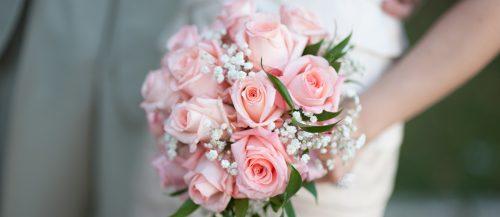 pink wedding bouquets featured