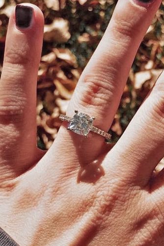 ritani cushion cut diamond solitaire pave band gold
