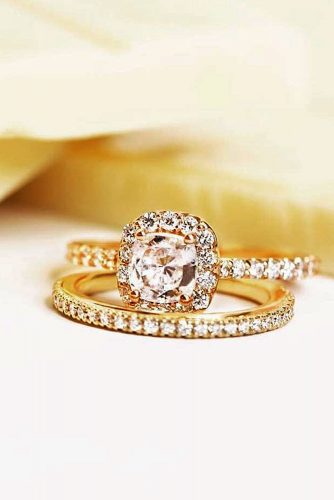 ritani wedding set yellow gold round cut pave band halo