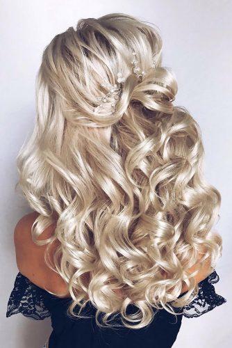 33 Awesome Curly Wedding Hairstyles To Fall In Love With