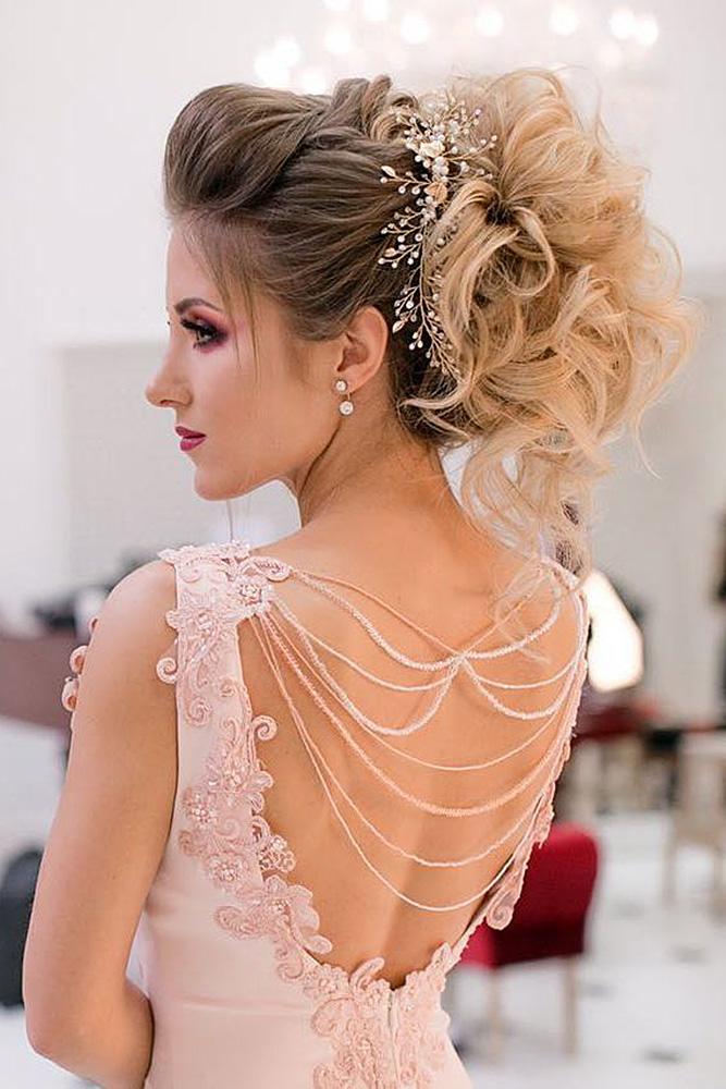 33 Oh So Perfect Curly Wedding Hairstyles | Wedding Forward