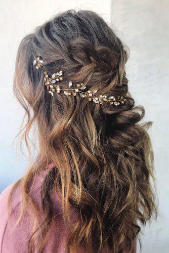 33 Awesome Curly Wedding Hairstyles To Fall In Love With