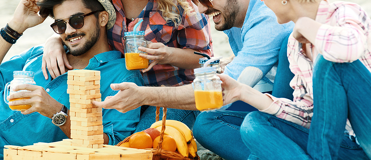 Engagement Party Games & Activities Guests Will Love