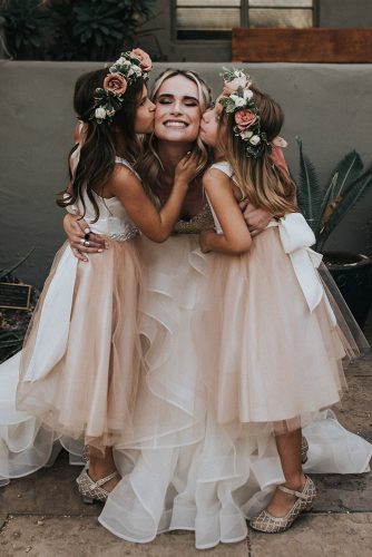 bride and flower girl