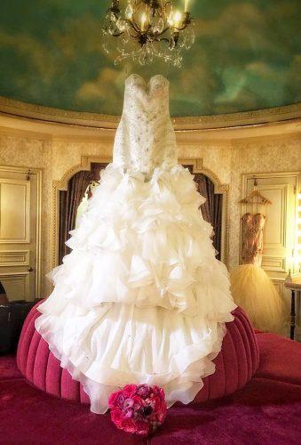 hanging wedding dress dress on chandler bellesoireellc
