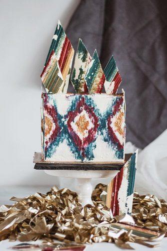 mexican wedding cake ideas white square cake with mexican patterns maria bondareva via instagram