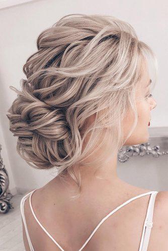 mother of the bride hairstyles curly low bun elegant look on blonde medium hair dianovaelstile