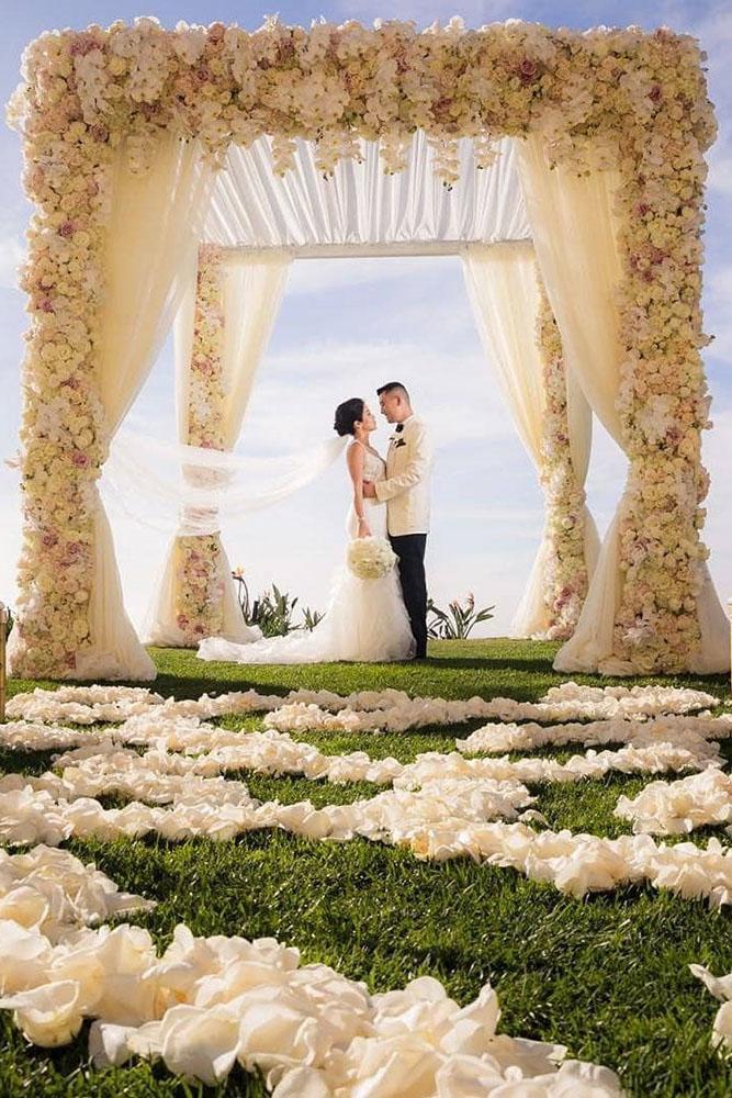 21 Chic Wedding Flower Decor Ideas Page 8 of 8 Wedding Forward