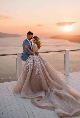 düğün çevresi fotoğraf fikirleri günbatımında çift theweddingpic