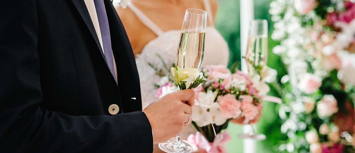 30 Beautiful Wedding Glasses Décor Ideas Wedding Forward