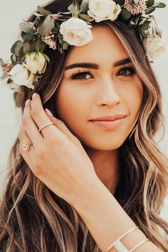 30 Captivating Wedding Hairstyles For Medium Length Hair