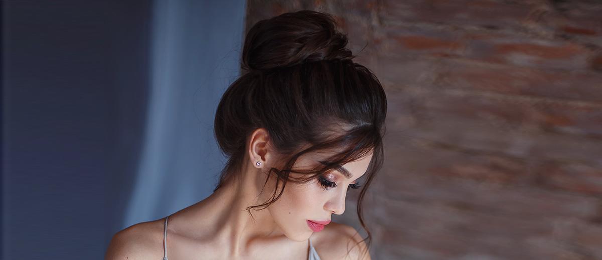 40+ Wedding Updos For Long Hair [2025 Guide + Expert Tips]