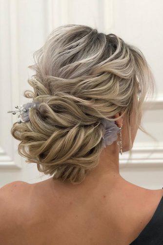 30 Top Wedding Updos For Medium Hair Page 3 Of 11