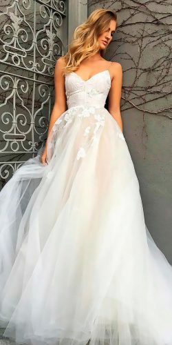 30 Beautiful Wedding Dresses By Top USA Designers 30 Beautiful Wedding Dresses By Top USA Designers