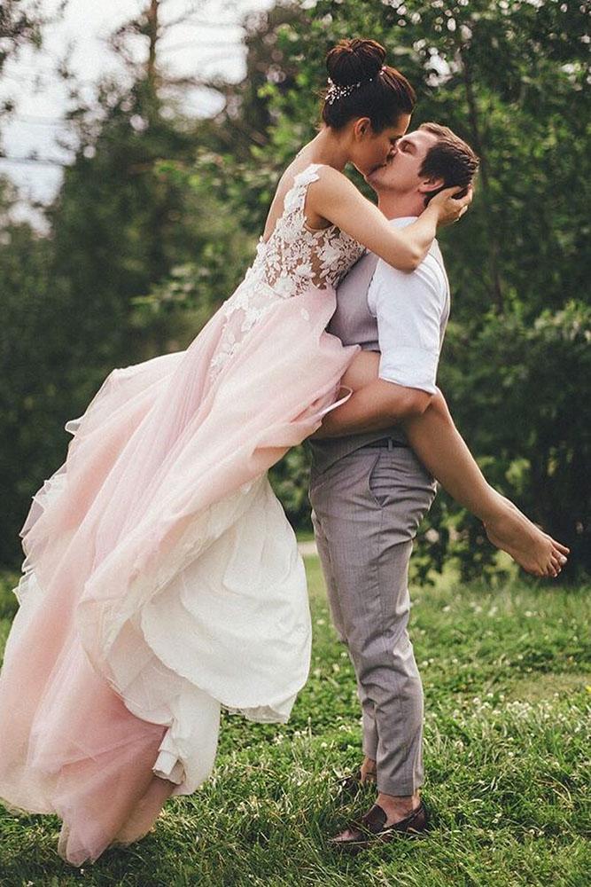 48 Most Creative Wedding Kiss Photos Wedding Forward