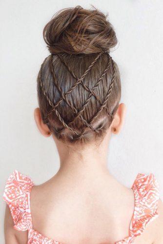 39 Cute Flower Girl Hairstyles 2020 Update Wedding Forward