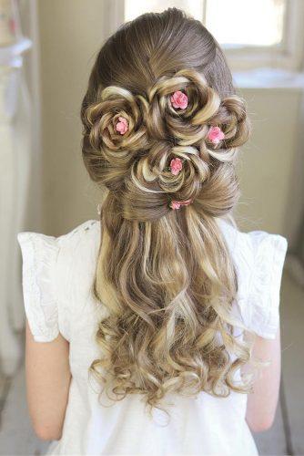 39 Cute Flower Girl Hairstyles 2020 Update Wedding Forward
