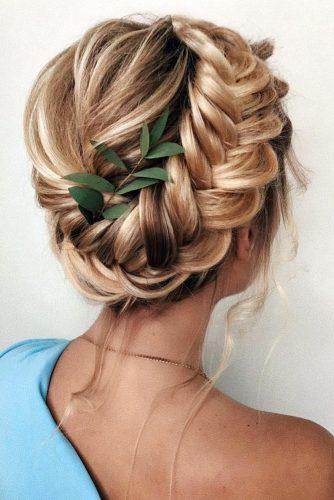 30 Greek Wedding Hairstyles For The Divine Brides