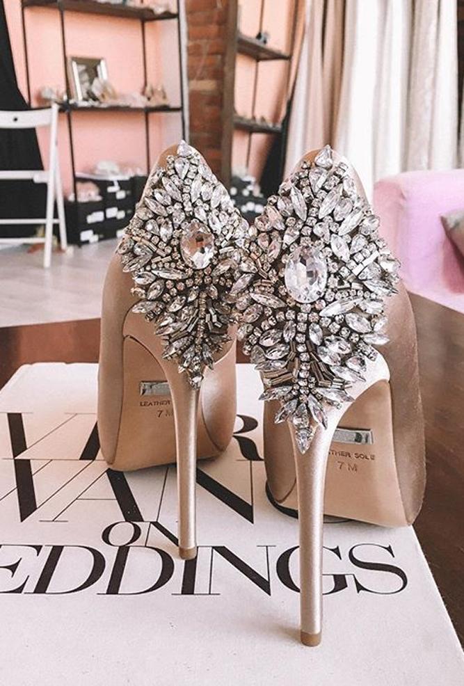 comfortable nude wedding shoes