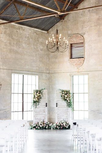 30 Rustic Old Door Wedding Decoration Ideas Wedding Forward