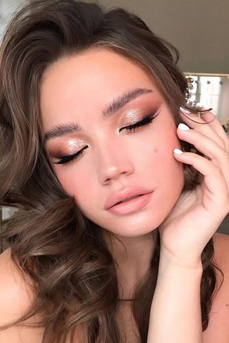 wedding makeup for brunettes elegant shimmer in peach tone with arrows and matte lips alyona_beauty_muah