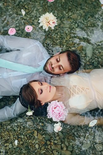 wedding photos couple in water christina carroll photography