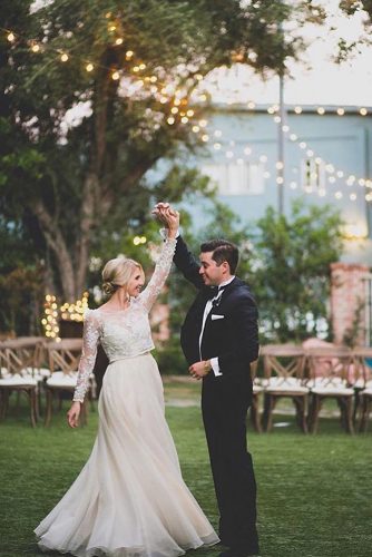 wedding photos romantic dance Mary McLeod Floataway Studios
