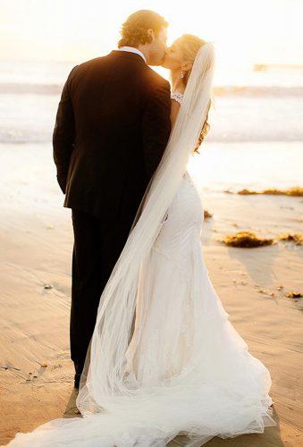42 Excellent Wedding Poses For Bride And Groom Wedding Forward