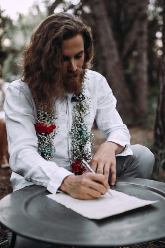 the groom signs lorena erre photography