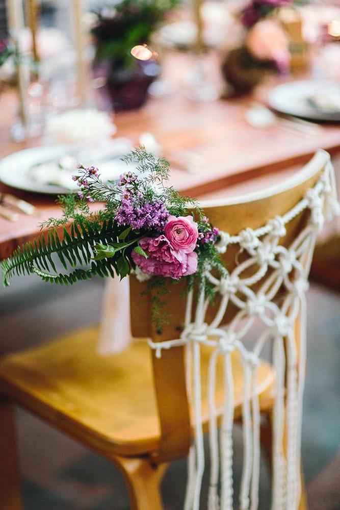 bohemian décor ideas macrame chair décor with flowers on wedding reception carnets du mariage