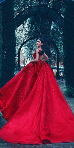 24 Amazing Colourful Wedding Dresses For Non-Traditional Bride