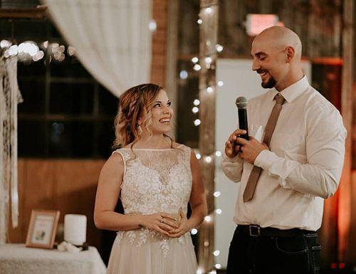 wedding speeches bride guests laugh dinner