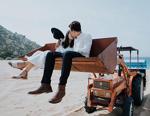 best places to elope unique photo couple married