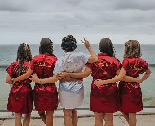 how to plan a bachelorette party future bride with bridesmaids togeter at the beach