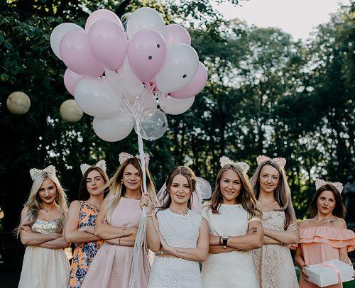 how to plan a bachelorette party future bride with friends bridesmaids