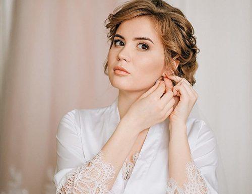 how to plan a wedding bride morning preparing
