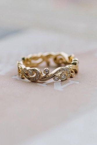 39 Vintage Engagement Rings With Stunning Details