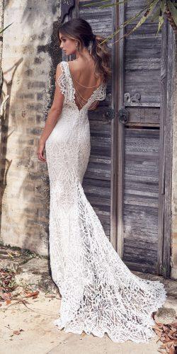 anna campbell 2019 lace wedding dresses sheath fit and flare low backless hand beaded shoulder loops kira