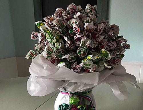 blowpop bouquet bachelorette party game