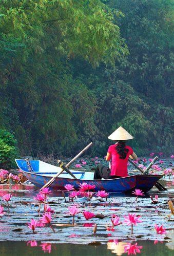 unique honeymoon destinations girl in boat eugenephotos