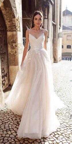 2019 simple wedding dresses