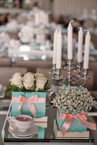 tiffany blue wedding decorations centerpieces with flowers in the box profoto valongo