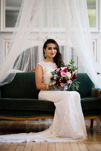 arabic wedding charming bride wedding bouquet madi photograph