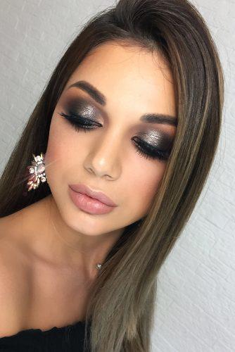 wedding makeup 2019 dark shimmer bold eyes mariyakalashnikova