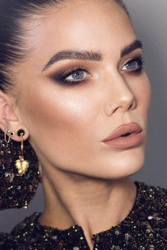 wedding makeup 2019 dark smoky arrows nude matte lips lindahallberg