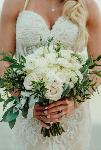 real wedding cortney luis brides bouquet Fer Juaristi photography