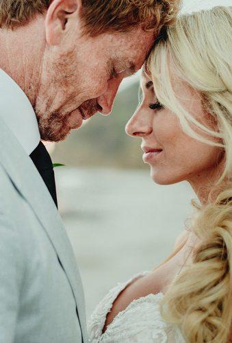real wedding cortney luis tender bride and groom Fer Juaristi photography