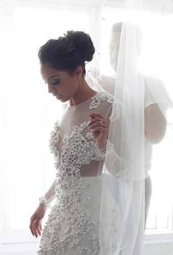 real wedding gabriella jordan bride put veil image haus