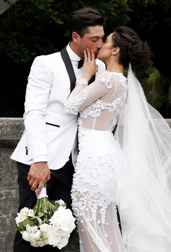 real wedding gabriella jordan wedding kiss image haus