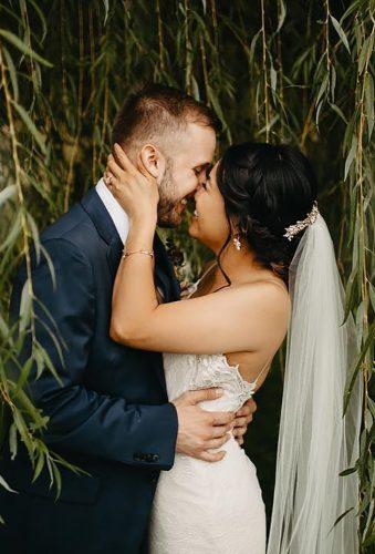 bohemian wedding photos bride and groom and wood nikkikatephoto